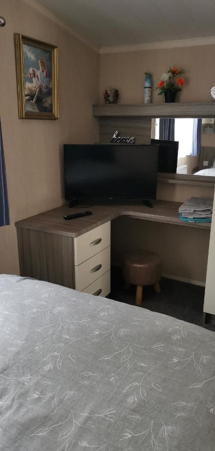 3 Bedroom Caravan With Hot Tub Tattershall Lakes Exteriér fotografie