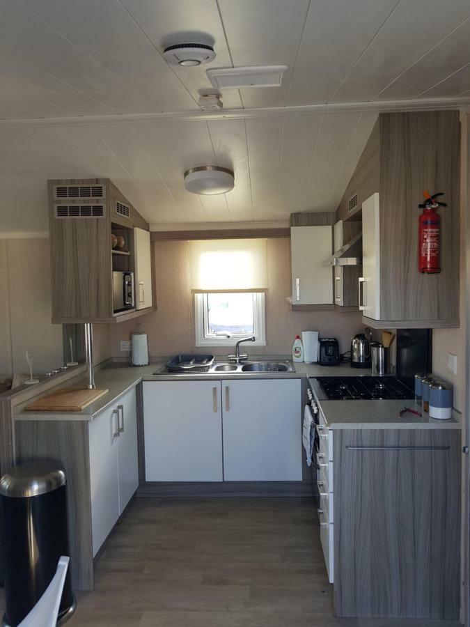 3 Bedroom Caravan With Hot Tub Tattershall Lakes Exteriér fotografie